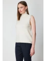 On Fashion Omuzları Taşlı Boğazlı Kadın Ekru Kazak 63382