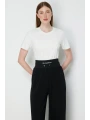On Fashion Yazılı Dikişli Sıfır Yaka Bluz 76412