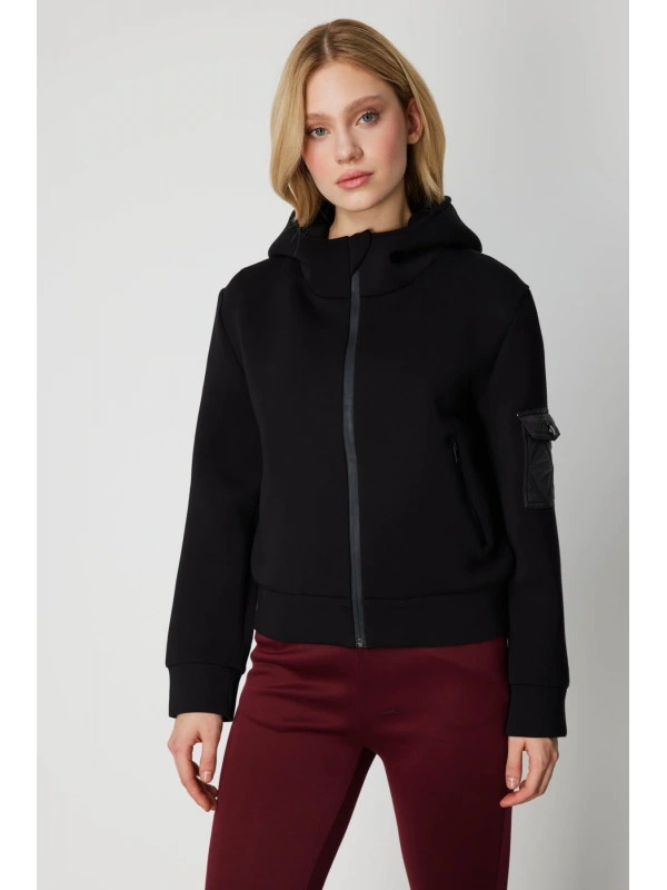 On Fashion Kadın Kapitone Detaylı Kapüşonlu Siyah Mont 60707