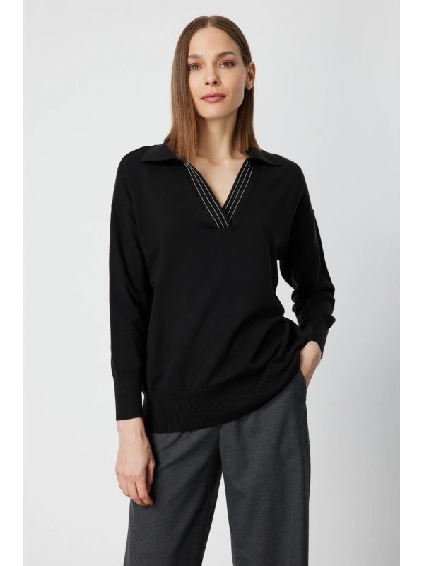 On Fashion Kadın Yakası Zincirli Polo Yaka Siyah Kazak 66336