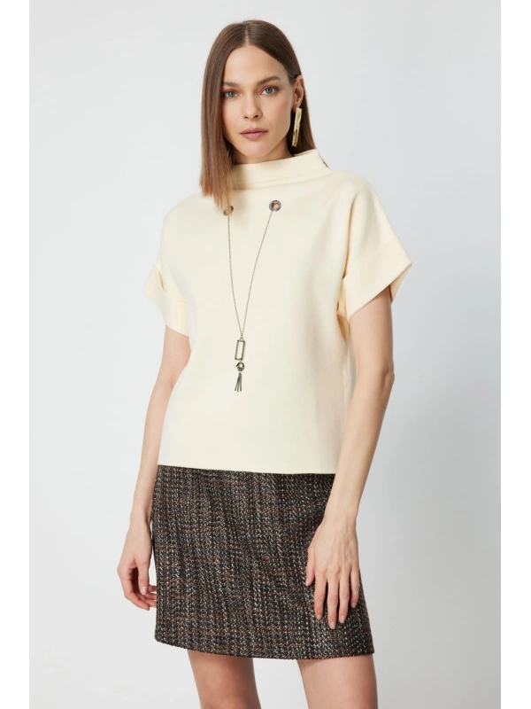 On Fashion Kadın Zincir Detaylı Krem Kazak 65340