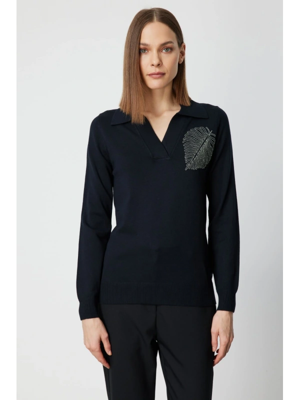 On Fashion Kadın Omuz Yaprak Zincirli Siyah Kazak 65334