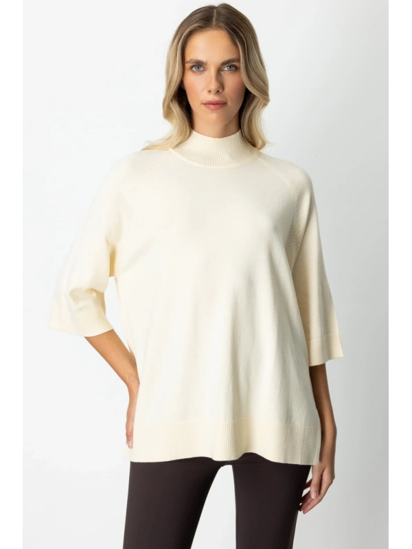 On Fashion Kadın Arkası Düğmeli Yırtmaçlı Balıkçı Salaş Krem Renk Kazak 65310