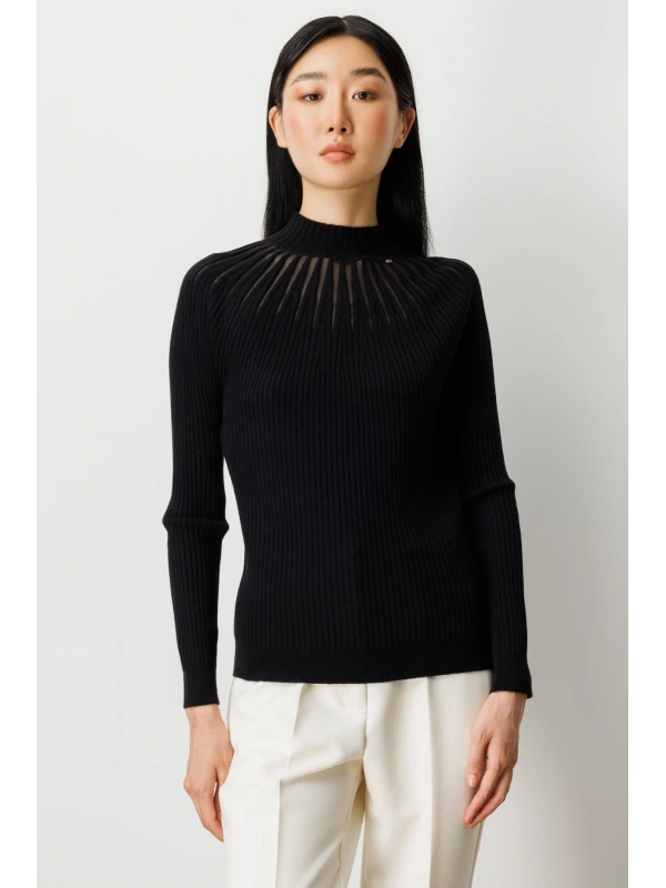 On Fashion Kadın Yakası Tül Dik Yaka Siyah Kazak 60384