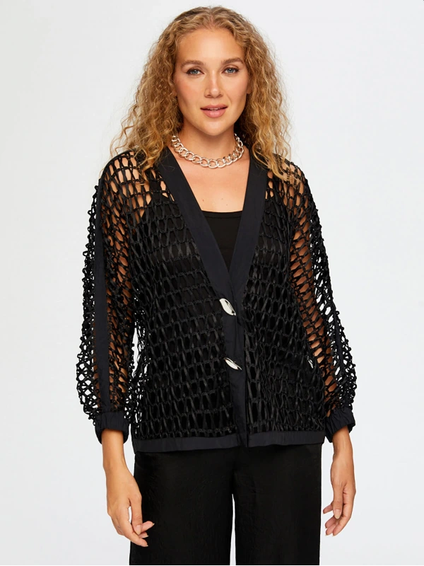 Faik Sönmez Kadın Metal Düğme Detaylı Delik İşi Siyah Hırka Ceket UW26HRK001