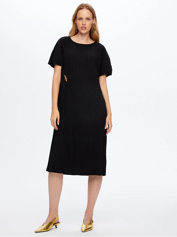 Faik Sönmez Kadın Kendinden Piliseli Örme Siyah Torba Elbise UW26ELB025