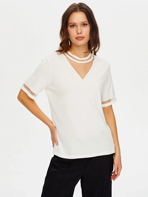 Faik Sönmez Kadın Transparan Detaylı Kısa Kollu Triko Ekru Bluz UW26TRB008