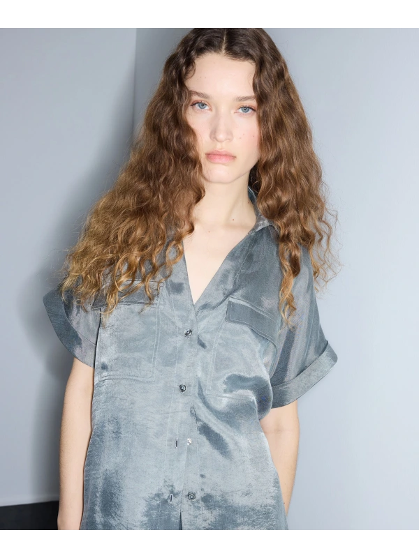 İpekyol Parlak Dokulu Rahat Kesim Gömlek IS1260025255