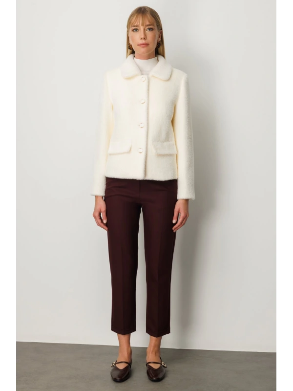 Ekol Düğmeli Peluş Kadın Ekru Manto 06025