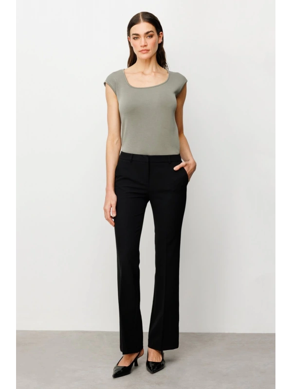 Ekol İspanyol Paça Siyah Kadın Kumaş Pantolon 02008