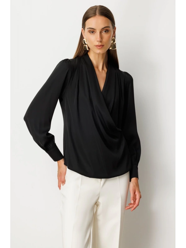 Ekol Kruvaze Yaka Önü Pileli Siyah Kadın Bluz 03007