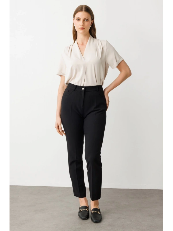 Ekol Likralı Siyah Kadın Pantolon 02146