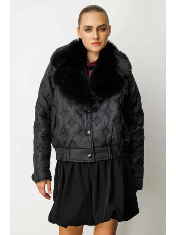 Ekol Yakası Kürklü Siyah Kadın Şişme Mont 06607