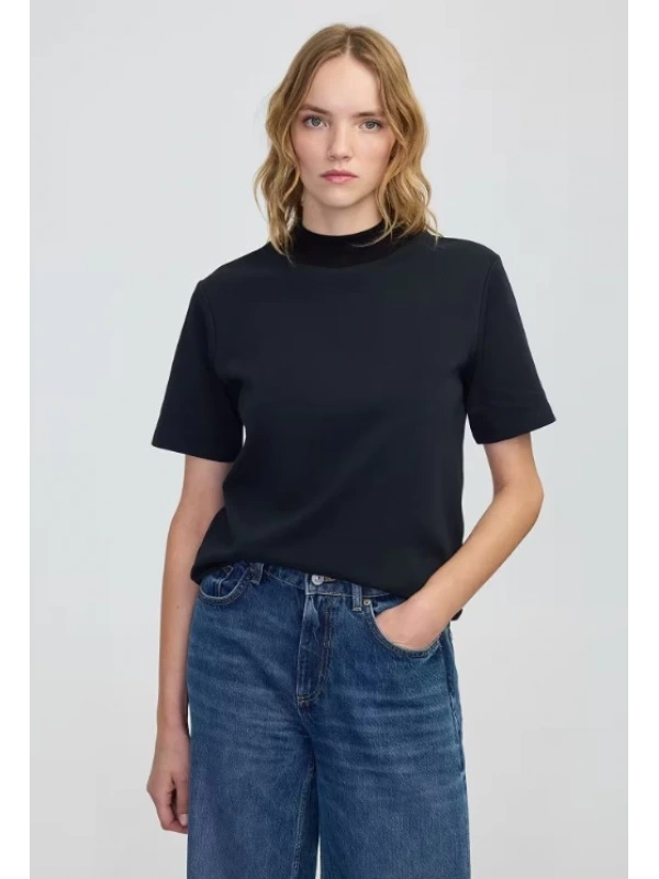 İpekyol Rahat Kesim Dik Yaka T-shirt IW6250070126