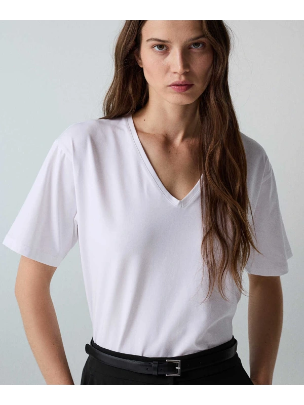 İpekyol V Yaka Basic T-Shirt IW6260070138