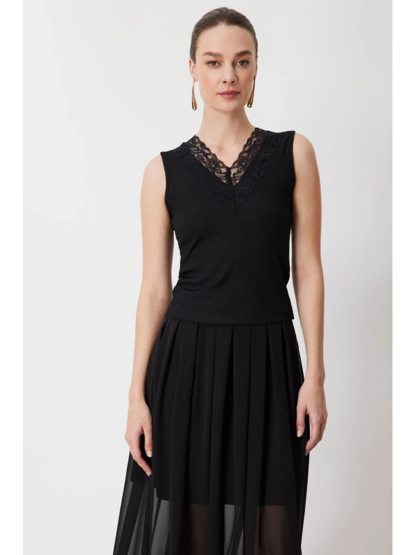 On Fashion Dantelli V Yaka Kolsuz Bluz 71420