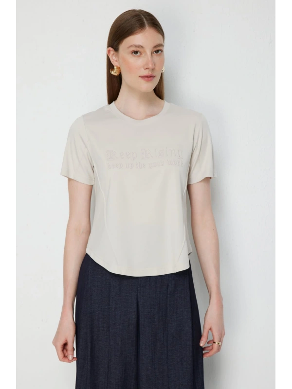 On Fashion Yazılı Dikişli Sıfır Yaka Bluz 76412