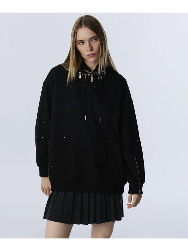 Twist Trok Baskılı Kadın Siyah Sweatshirt TW6250091042