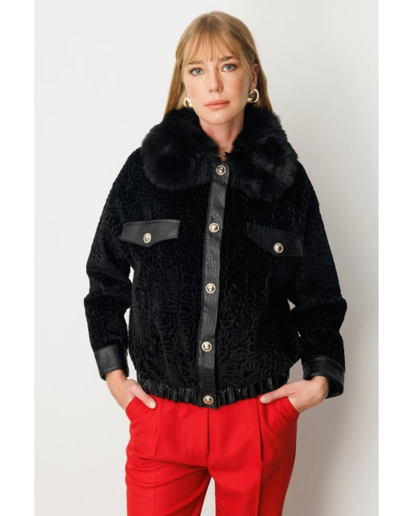 Ekol Beli Lastikli Boynu Kürklü Manto 06611