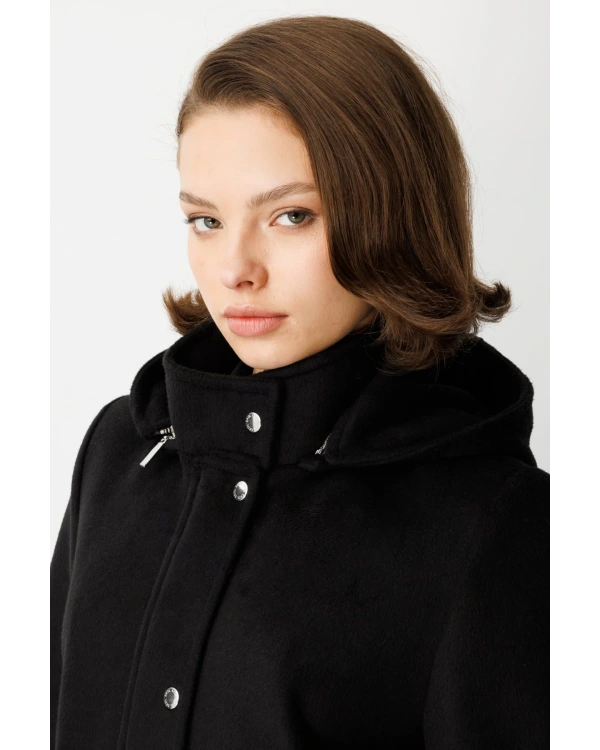 Ekol Beli Lastikli Kapüşonlu Siyah Manto 06041