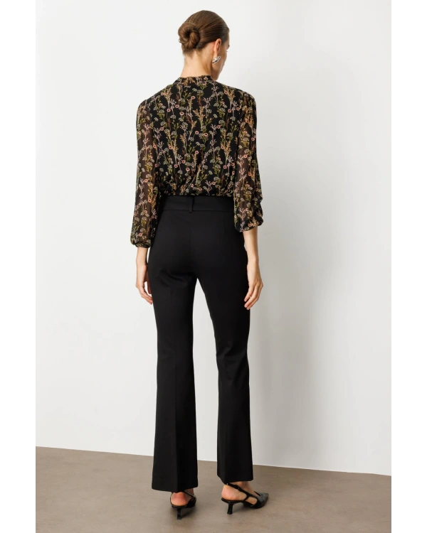 Ekol İspanyol Paça Cepsiz Pantolon 01081