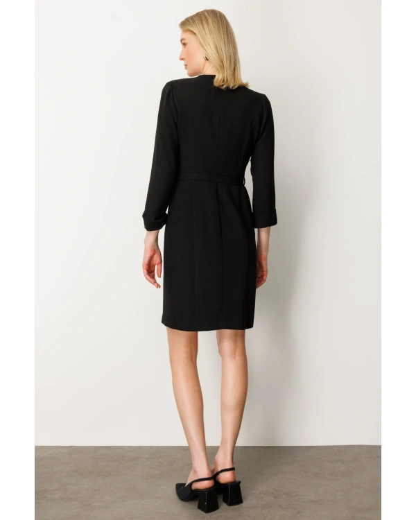 Ekol Kadın Yakası Broşlu Beli Kuşaklı Siyah Midi Elbise 04013