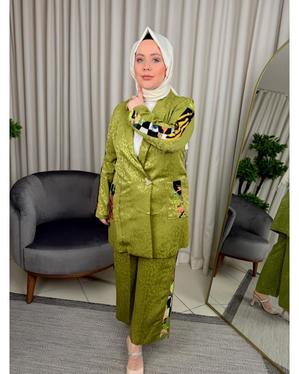 Ghisa Kol Şerit Detaylı Leopar Desen Takım 25YGSTKM3068