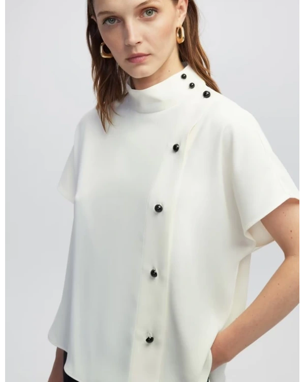 İpekyol Kontrast Düğmeli Bluz IW6250006066