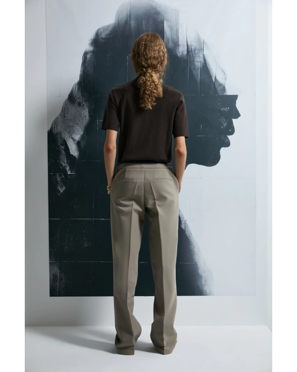 Lufian Jessica Kazak 122090039