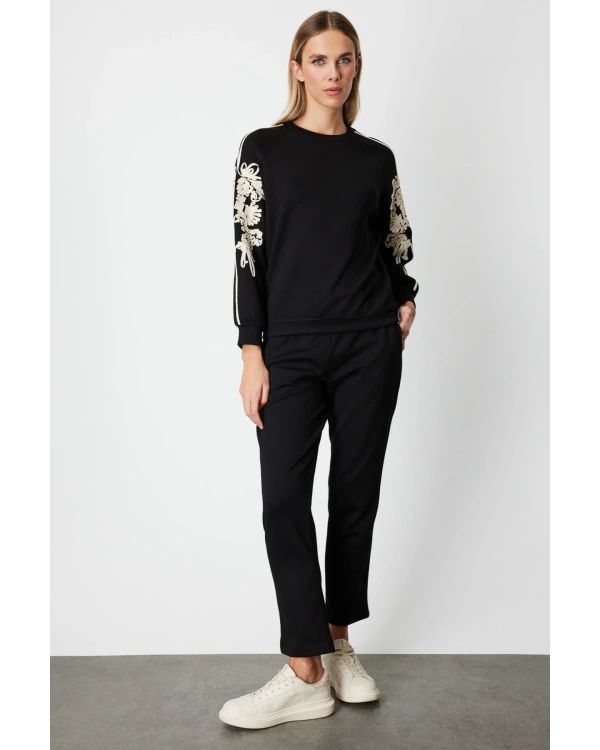 On Fashion Kolları Desenli Sıfır Yaka Sweat 66323