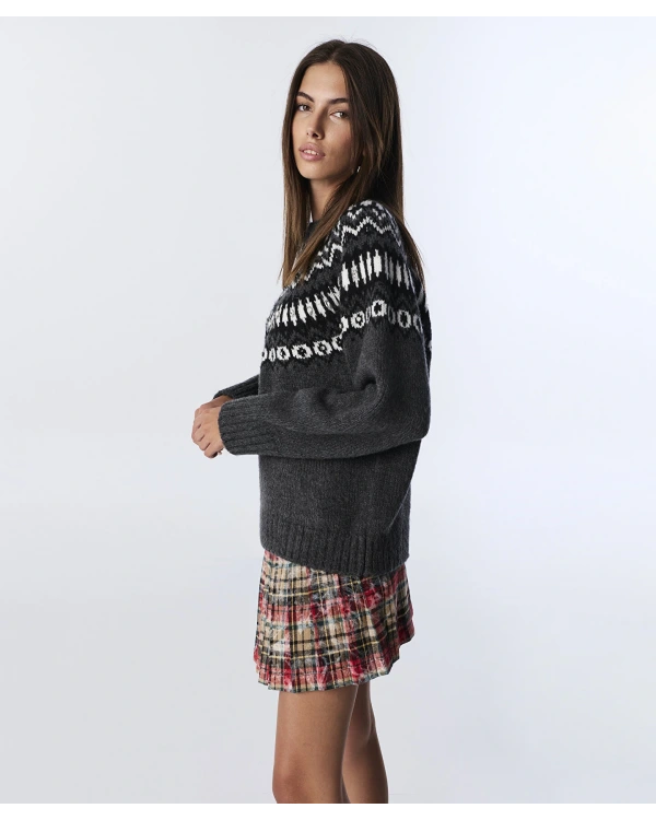 Twist İşlemeli Jakarlı Antrasit Triko TW6250050444