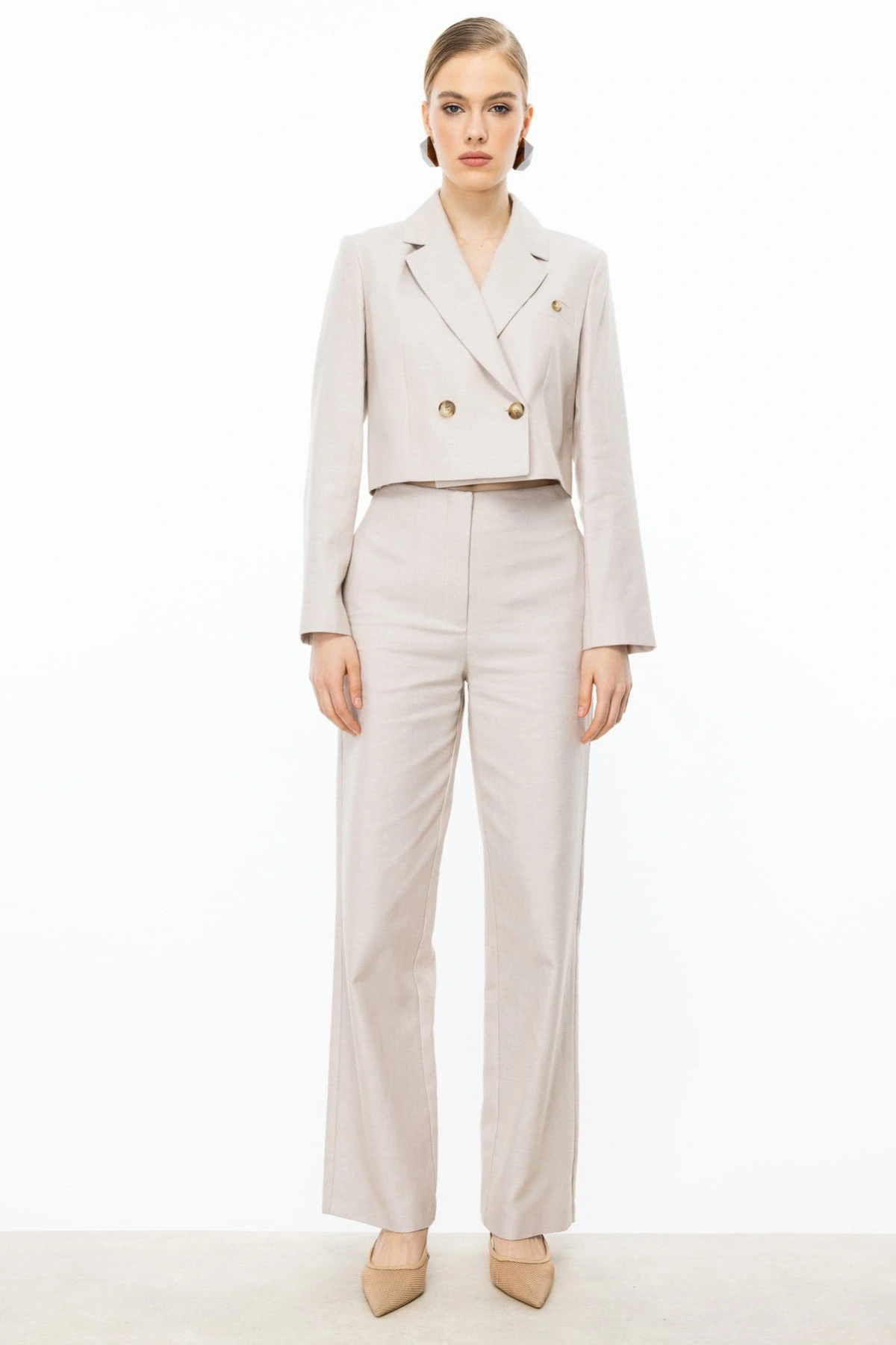 Ekol Kadın Düğmeli Bej Crop Ceket 04076