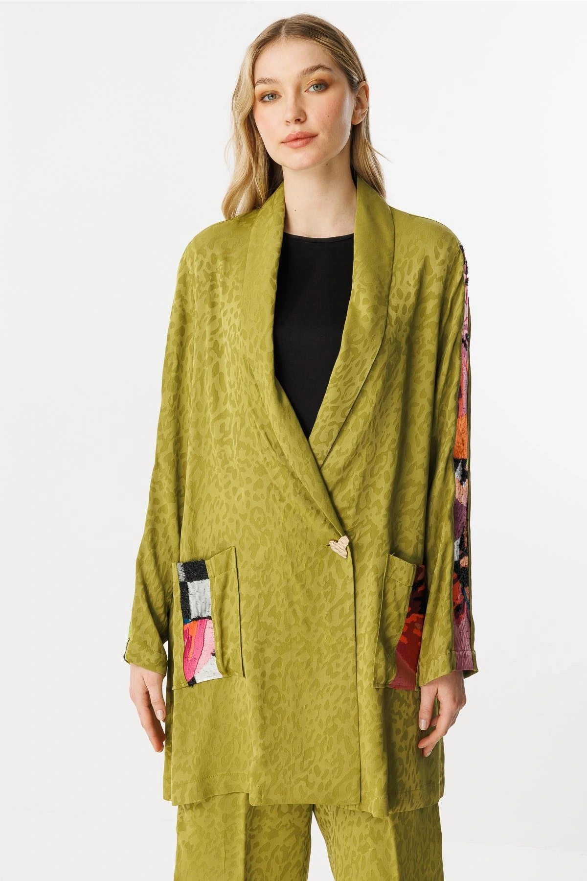 Ghisa Jakar Kumaş Leopar Desenli Yeşil Takım 25YGSTKM3068