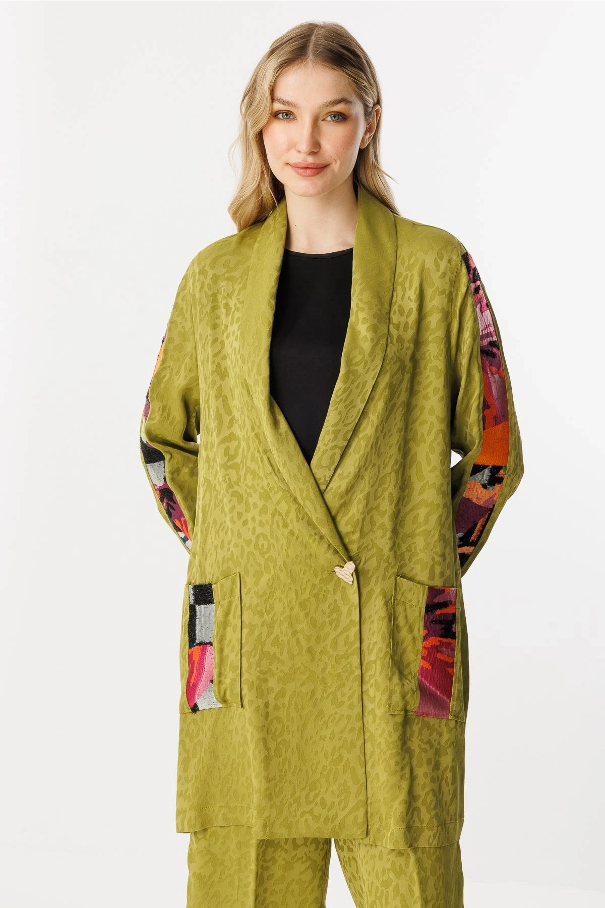 Ghisa Jakar Kumaş Leopar Desenli Yeşil Takım 25YGSTKM3068