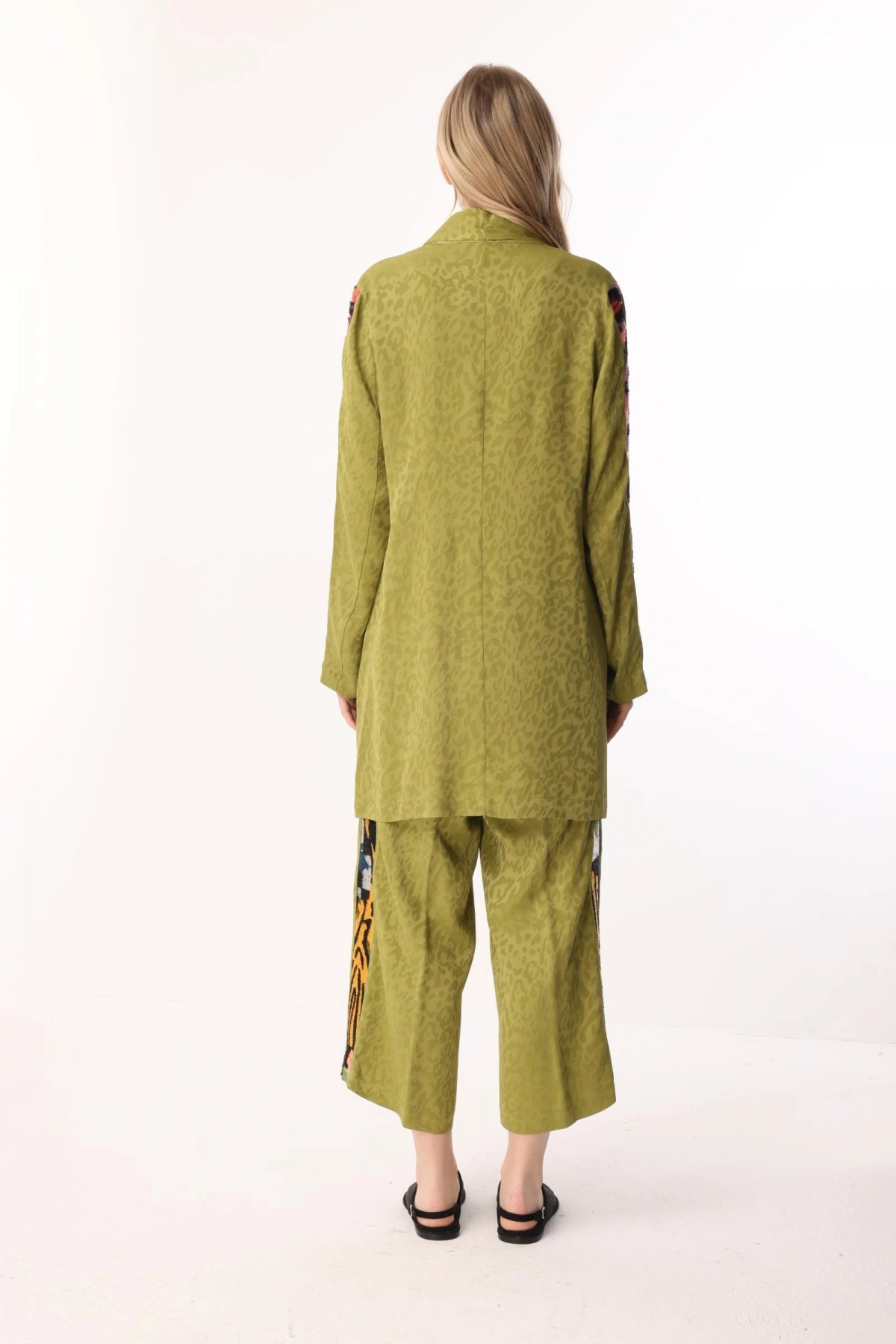 Ghisa Jakar Kumaş Leopar Desenli Yeşil Takım 25YGSTKM3068