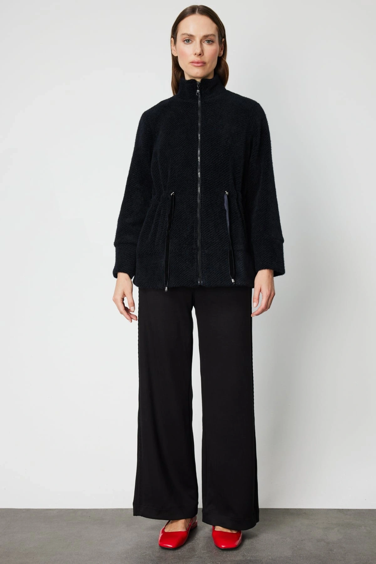 On Fashion Kadın Beli Bağcıklı Dik Yaka Siyah Mont 66721