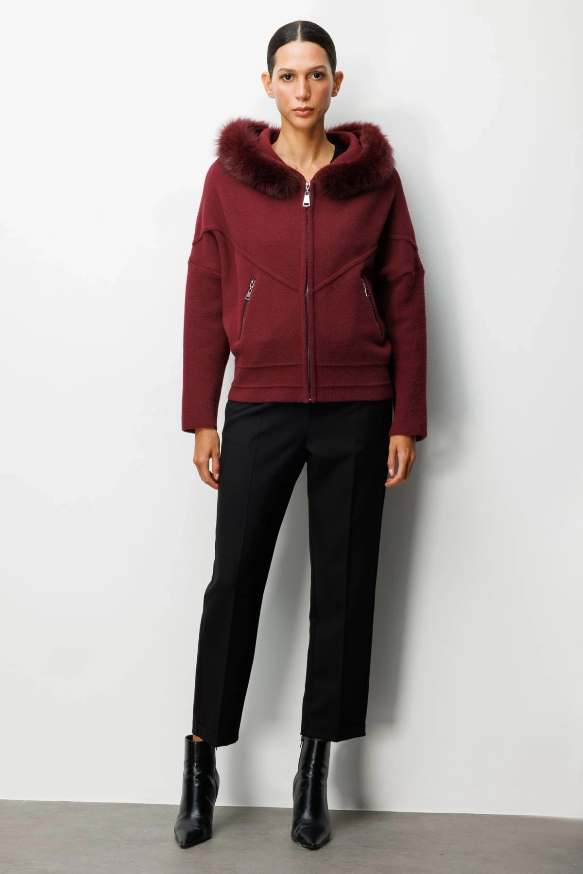 On Fashion Kadın Yakası Kürklü Fermuarlı Bordo Hırka 63908