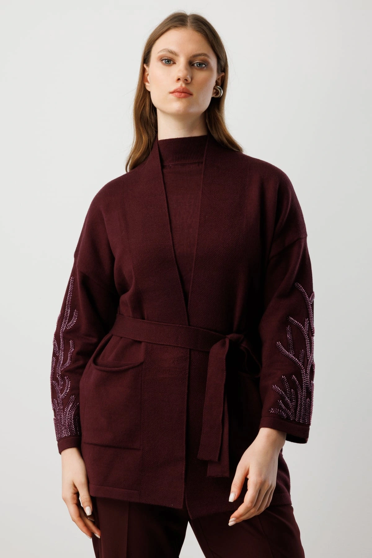 On Fashion Kadın Kolları Taşlı Kuşaklı Triko Bordo Hırka 60902