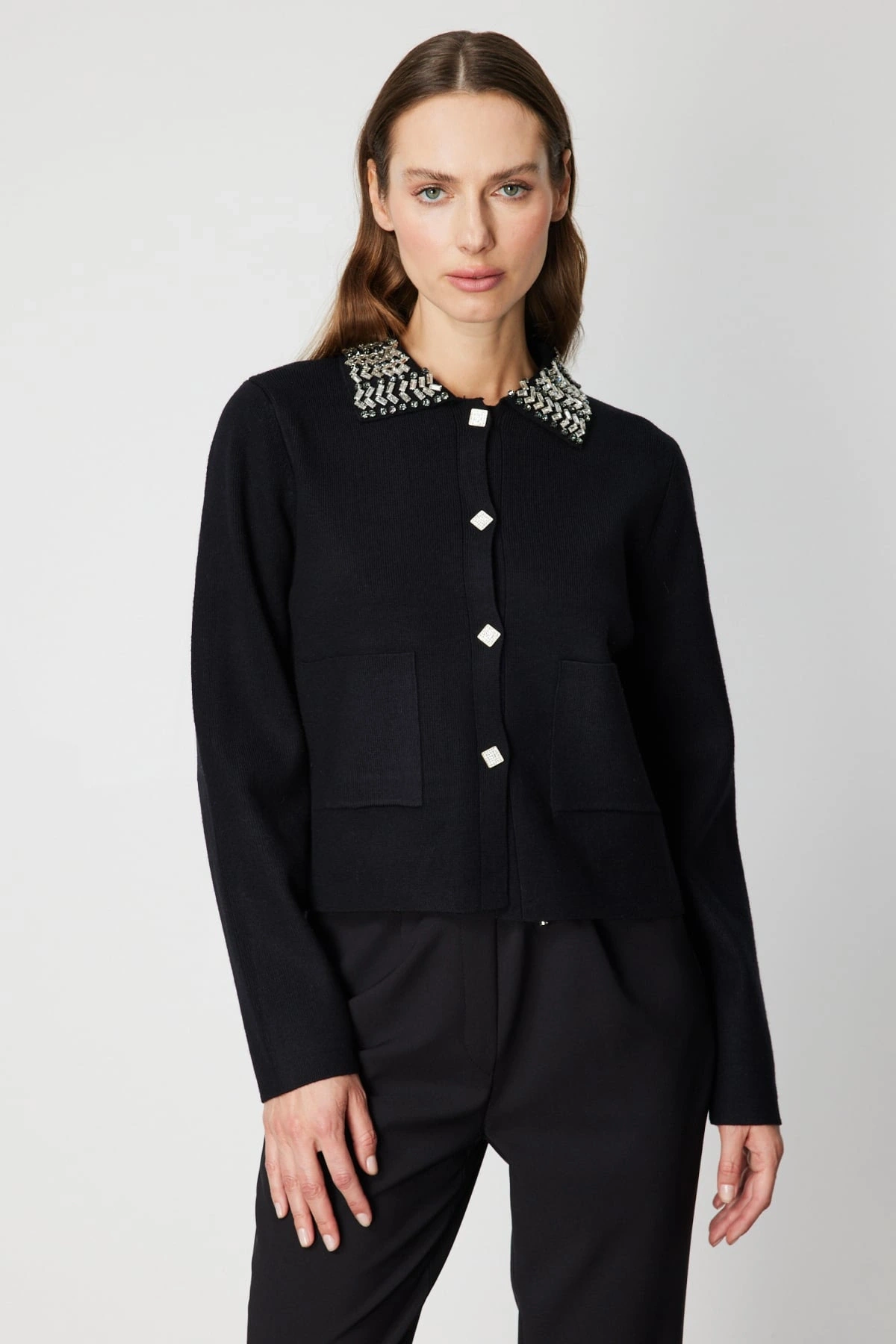 On Fashion Kadın Yakası Taş İşlemeli Torba Cepli Triko Siyah Hırka 60907