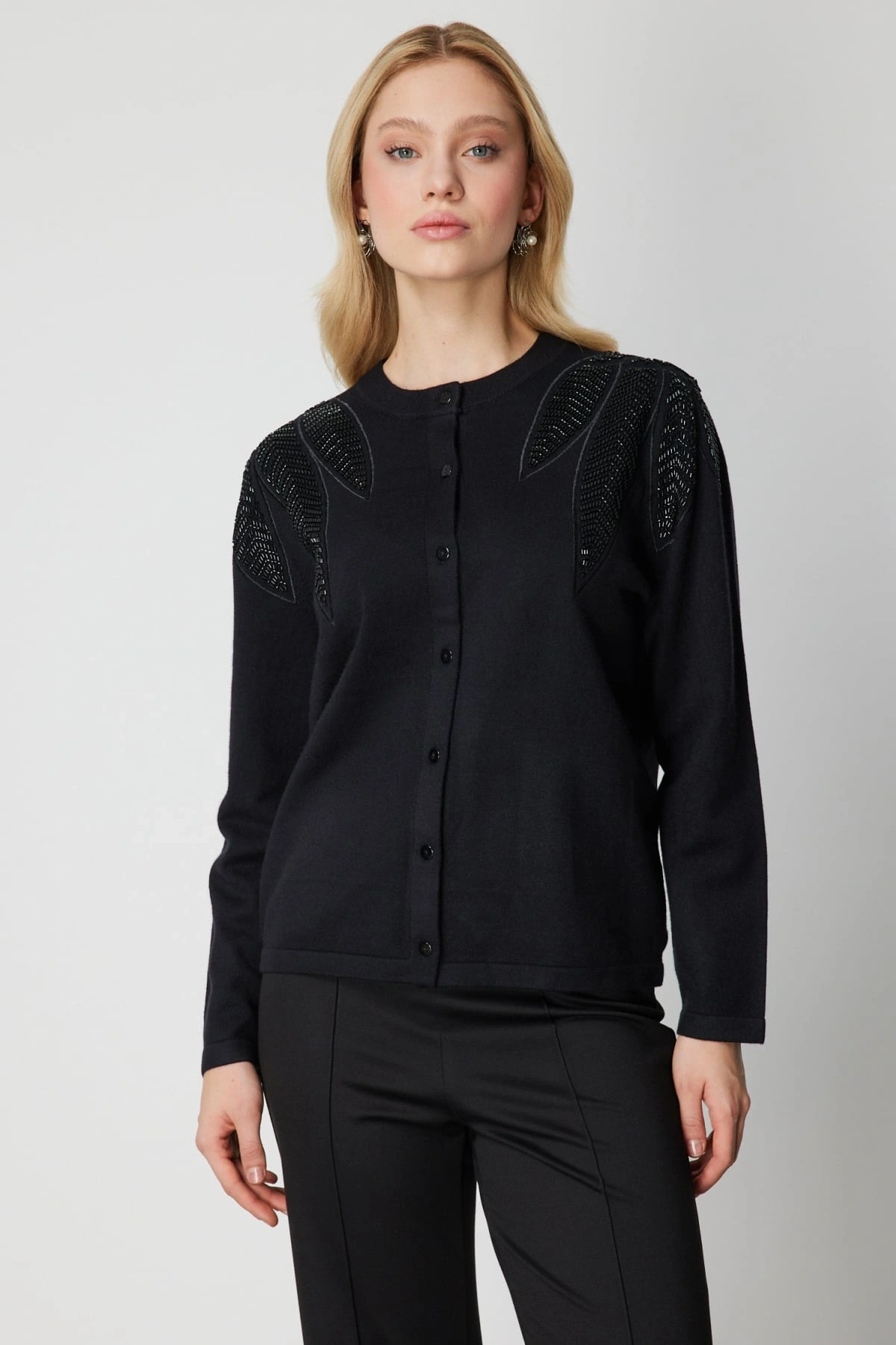 On Fashion Kadın Taş Detaylı Siyah Hırka 60908