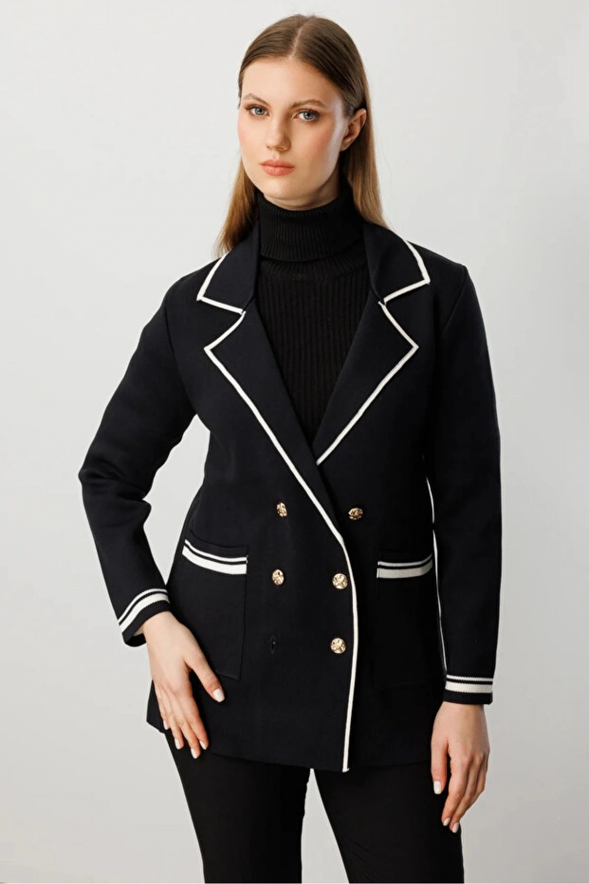 On Fashion Kadın Kruvaze Yaka Sarı Düğmeli Siyah Hırka 60906