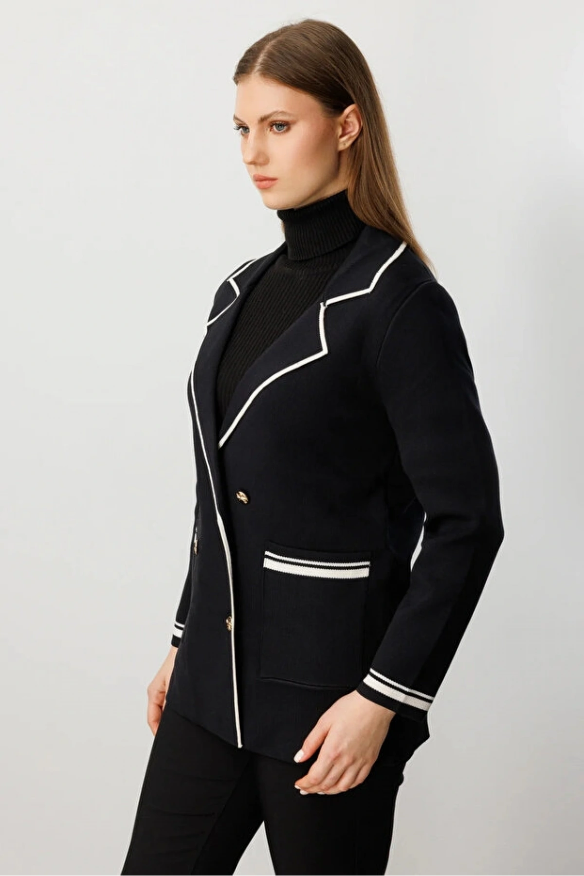 On Fashion Kadın Kruvaze Yaka Sarı Düğmeli Siyah Hırka 60906