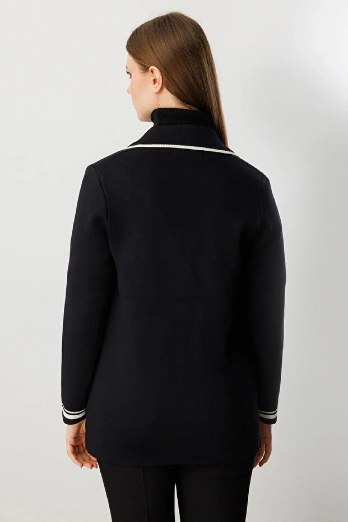 On Fashion Kadın Kruvaze Yaka Sarı Düğmeli Siyah Hırka 60906