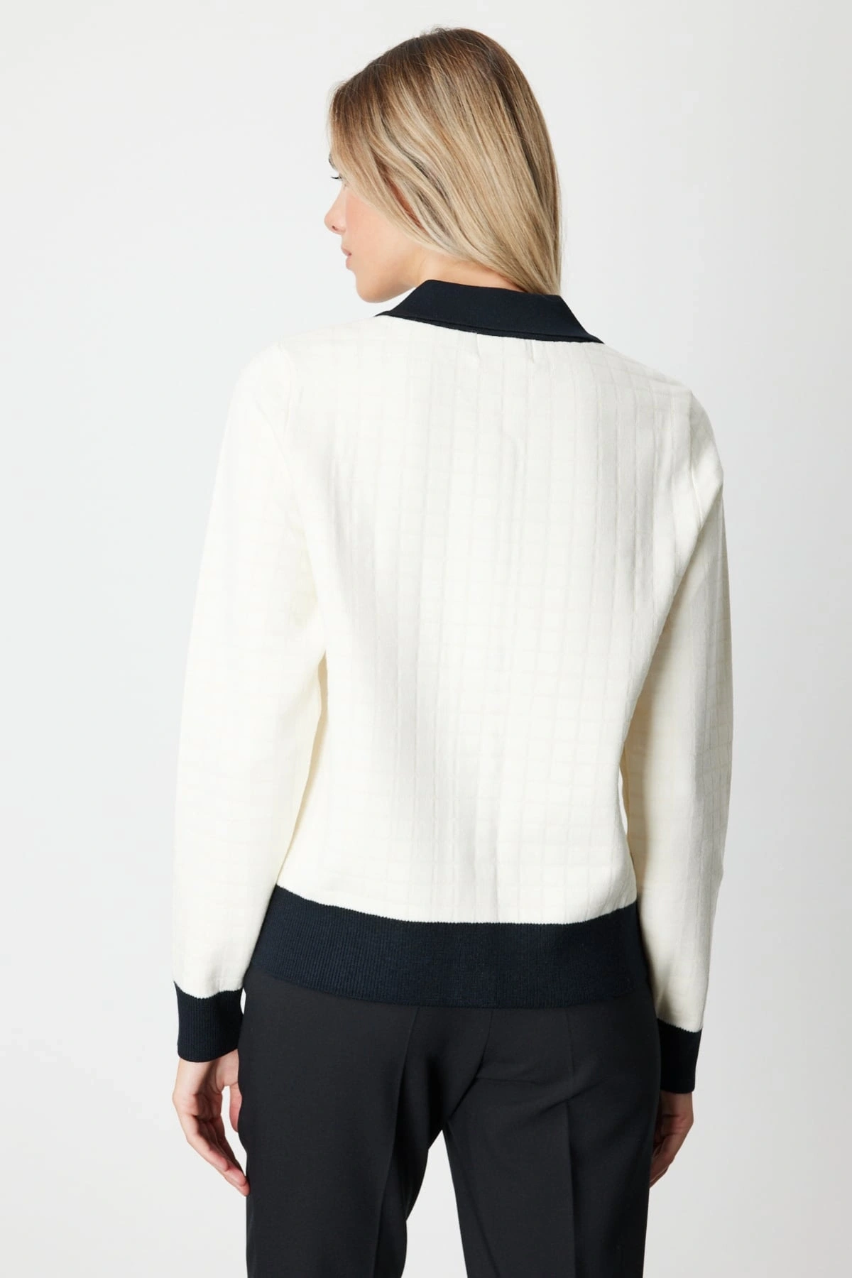 On Fashion Kadın Gömlek Yaka Cepli Ekru Hırka 65924