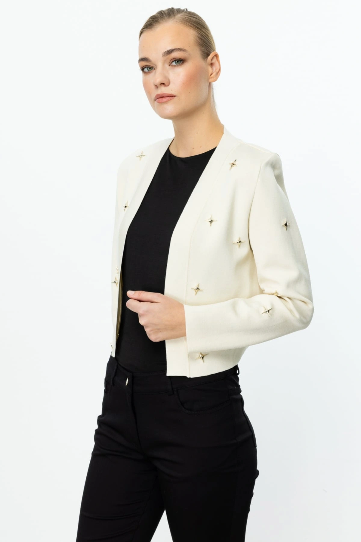 On Fashion Kadın Zımbalı Krem Hırka 59901