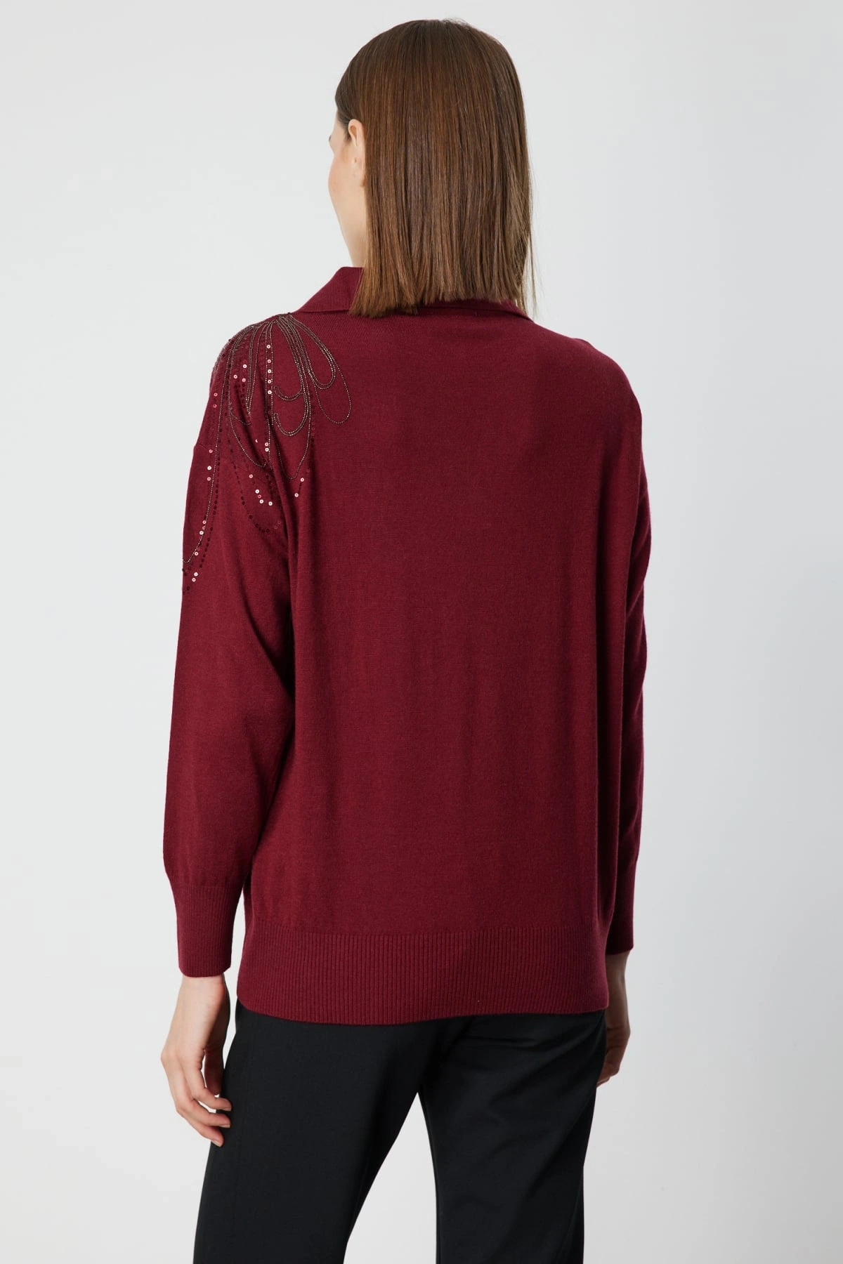 On Fashion Kadın Tek Omuz İşlemeli Gömlek Yaka Bordo Kazak 66359