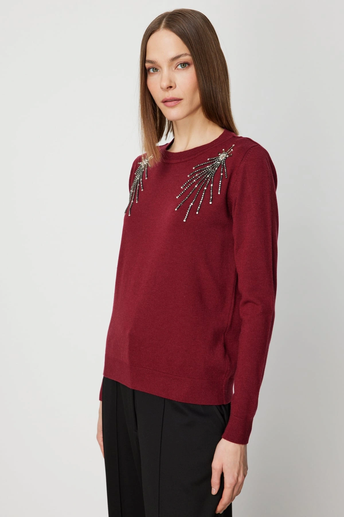 On Fashion Kadın Omzu Aksesuarlı Balıkçı Yaka Bordo Kazak 63314