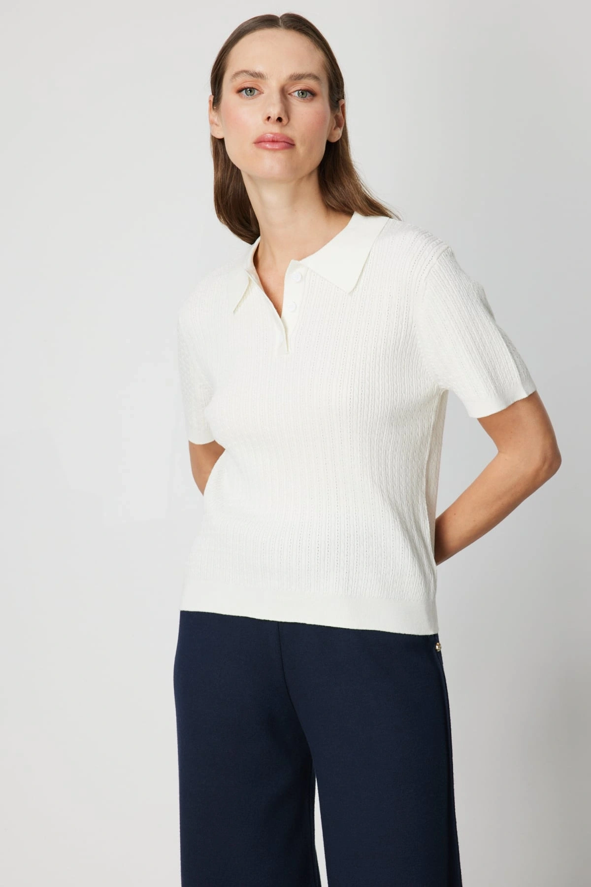 On Fashion Kadın Polo Yaka Triko Ekru Kazak 60314