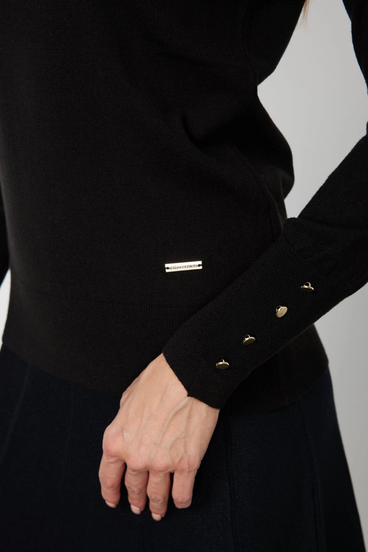 On Fashion Kadın Siyah Boğazlı Kazak 63503