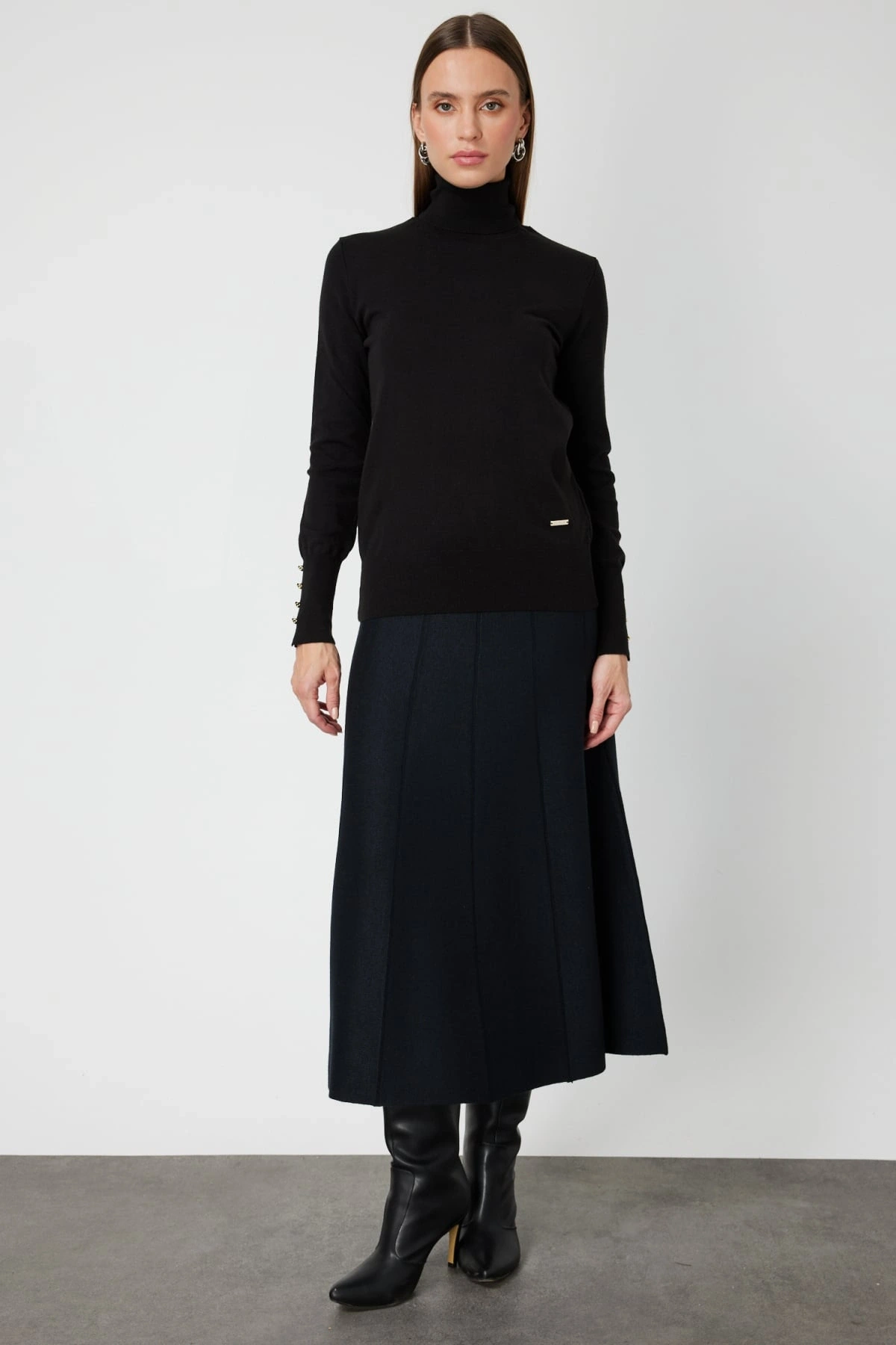 On Fashion Kadın Siyah Boğazlı Kazak 63503